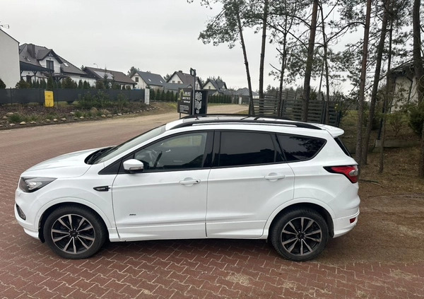 Ford Kuga cena 77500 przebieg: 59450, rok produkcji 2018 z Tuchola małe 781